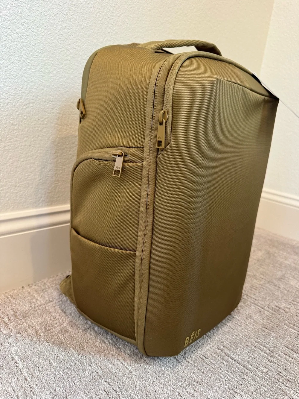 Beis The Pro Travel Backpack